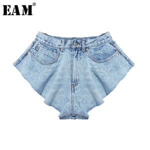 [Eam] Mulheres Azul Denim Ruffles Corte Estilo Largo Perna Shorts Cintura Alta Cintura Fit Calças Moda Moda Primavera Verão 1S770 210719