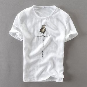 男性夏ファッションブランドジャパンスタイル面白い鳥漫画刺繍100％リネン薄い通気性Tシャツ男性カジュアルプルオーバートップ210716