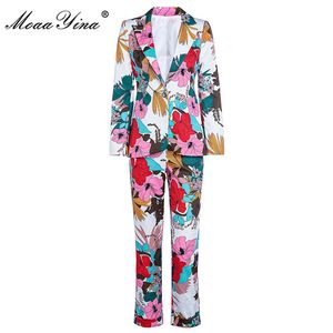 Fashion Designer Set Autumn Women Long Sleeve Coat Top+3/4 pencil pants Floral-Print Two-piece suit 210524