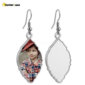 Brincos de sublimação para mulheres Festa Favor Em Branco DIY Personalizado Metal Dangler Folha Coração em forma de transferência de calor Teardrop FDC03