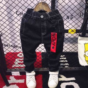 2020 Nya Mode Boys Byxor Kids Jeans För Boys Jeans Kids Bomull Casual Kläder Barnbyxor 2-6år Vår och Höst G1220