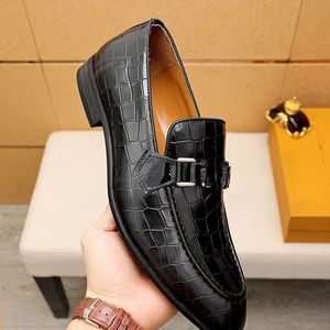 Luxuriöse Herren-Loafer, Slip-On, Gentleman, modisches Kleid, Mokassin-Gommino, BEE-Logo, Größe 38–45