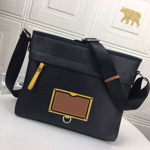 Borse a tracolla da uomo di lusso Stilisti di moda Tracolla regolabile da esterno in pelle Borsa a tracolla Borsa da uomo per cellulare