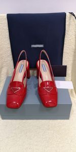 Moda Classic Women's Wedding Shoes de longo prazo Spot Factory Vessas de designer de festa plana de festa preta