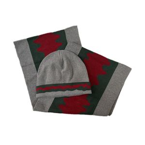 Quente de alta qualidade lã designer chapéu cachecol conjunto clássico carta listra inverno quente duas peças lã chapéu e cachecol conjunto neww