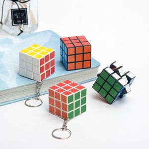 Kleine Magische Ringe großhandel-Magic Cube Kette Rotating cm Drei Level Kinder Spaß Kleiner Spielzeug Schlüsselanhänger Mini Anhänger
