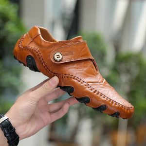 Hotsale erkek Gündelik Elbise Ayakkabı Moda Yumuşak Sole Iş Deri Erkek Spor Sneakers Eğitmenler