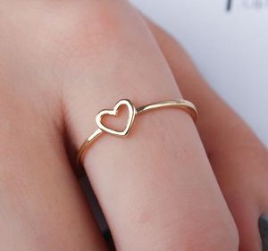 Enkel Hollow Heart Band Ringar För Kvinnor Par Bröllop Promise Infinity Eternity Love Smycken