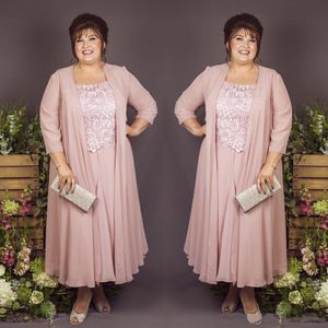 Light Pink Chiffon Mother of the Bride Dresses Elegant Lace Appliqued 3 4 Sleeve Groom Pantsuit With Jacket 2 Pieces Plus Size213A