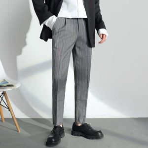 Mäns randiga byxor British Casual Business Dress Trousers Koreansk stil Slim Suit Office Social Byxor Pantalon Homme 210527