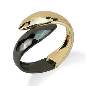 Manilai Mixed Color Alloy Cuff Bracelets for Women Snake Shape Jewelry Fashion Statement Bangles Bracelets Party Accessories Q0719