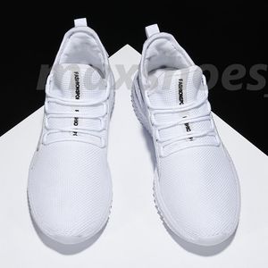 Q95comportable Lightweight Oddychające buty Sneakers Mężczyźni Niepoślizgowy Odporny na zużycie Idealny do prowadzenia spacerów i sportów joggingowych bez pudełka