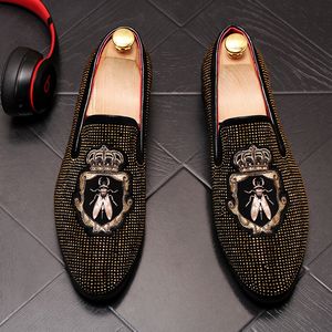 2024 NEW Pointed Toe Embroidery Rhinestone Flat for Men Male Wedding Dress Prom Homecoming Shoes Zapatos Hombre Vestir 38-45