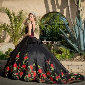 Mexikansk Vestido de 15 años 2020 Svart Quinceanera Klänningar med broderi Sweet 16 Dress Puffy Kjol Vestidos de XV Años