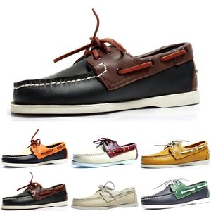 Homens 2024 sapatos casuais mocassins pretos ao ar livre deslizamento plano na moda masculino formadores tênis tamanho 36-45 color37105