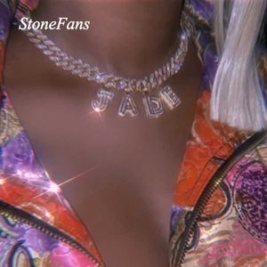 Stonefans 12mm Custom Name Halsband Små Baguette Letter Cuban Link Chain Hip Hop Zircon Iced Out Halsband Charm Kvinnor Män Q0809