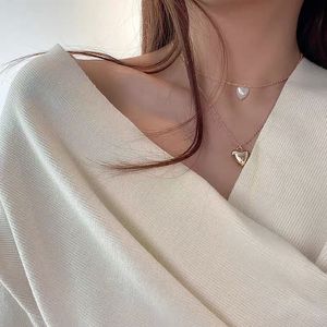 Japanese and Korean Temperament Sweet Double-layer Love Necklace Female Niche Design Sense Clavicle Chain Short Double Heart