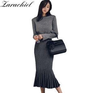 Grå Sticka 2 styck Vinter Kvinnor Sexig Slit Långärmad Sweater Set Casual Strikkad Fishtail Bodycon Skirt Suit 210416