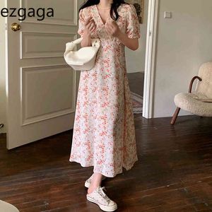 Ezgaga Elegantes Blumenkleid Frauen V-Ausschnitt Kurzarm Sommer Neue koreanische Mode Hohe Taille Chic Damen Vintage Kleider 210430