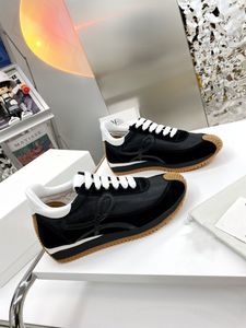 Designer homens sapatos cloudbust trovão de malha de borracha leve sola 3d casual moda all-match