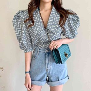 Koreanska chic sommar geometriska mönster lapel lösa all-match kvinnors blus blusas skjorta kvinnor puff hyle16w656 210510
