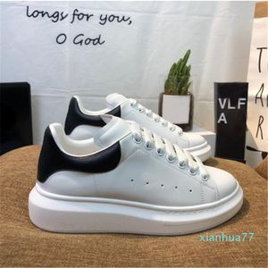 Män Kvinnor Klänning Skor Casual Toppkvalitet Sko Läder Vit Svart Klassisk Suede Läder Plattform Sneakers Storlek 35-45 6525