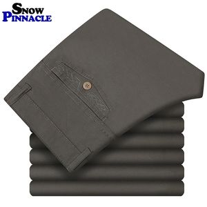 Calça homens tamanho 29-42 primavera outono reta calça 100% algodão 55-120 kg homens vestir calças quentes confortáveis ​​macho roupas 211112