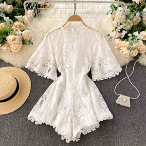 SINGREINY French Sweet Lace Rompers Women O Neck Flared Sleeve Elegant Solid Jumpsuits Summer Streetwear Wide Leg Short Rompers 210419