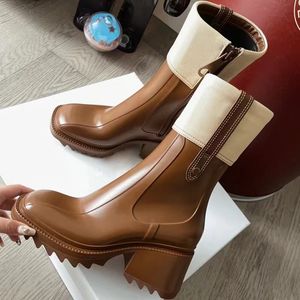 2022 Buty damskie Miłość arrow Designer Buty Snow Boot Flamingo Laureat 100% Skórzana Brand Desert z paskiem Luksusowe antypoślizgowe buty zimowe Non-Slipsize 35-42