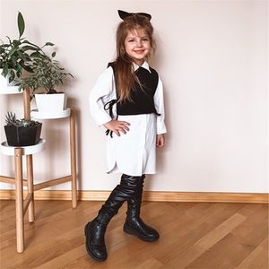 グーポソンファッション韓国の小さな女の子服ベストロングスリーーシャツドレス2個セットセット210715