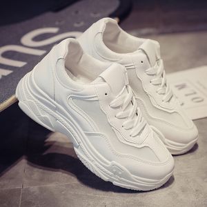 Nya mode skor sneakers alla vita sko kvinnor designer kvinnors sport söta tjejer sneakers hög kvalitet