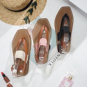 Kvinnors Läder Bandet Tofflor Sandaler Kvinnor 2021Summer Nya Skor Sandaler Lågklackar Casual Slides Flip Flop DrGDSHERYHOL