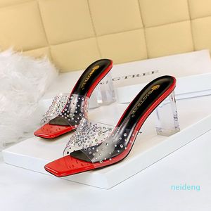 럭셔리 Womens 샌들 디자이너 슬리퍼 캔디 컬러 플랫 하이힐 고무 슬리퍼 플립 플롭 젤리 신발 2021