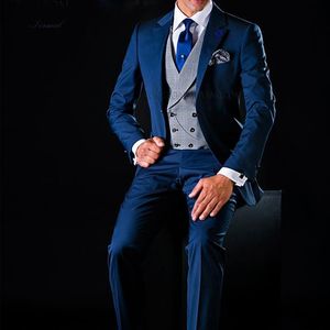Stuk Bruidegom Tuxedo voor Bruiloft Navy Blue Slim Fit Mannen Past met gekerfde revers man mode jas grijze vest broek herenblazers
