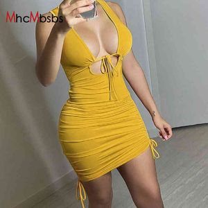 MHCMBSBS Deep V Neck Sommar Mini Klänning Ruched Sexig Kvinnor Bandage Lace Up Bodycon Klänningar Elegant Ärmlös Party Club Sundress 210517