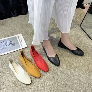 Toppkvalitet Kvinnors Casual Flats Bailarinas Lyx Märke Skor Kvinnor Kvadratisk Tå Ballett Kvinna Båtskor Slip-On Maternity Loafers Feminino