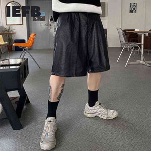 Iefb män casual pu läder shorts svart knä längd shorts för man 2022 ny sommar breda ben shorts koreanska trendduk 9Y7967 G1209