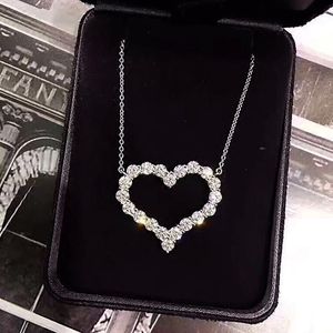 Wholesale engagement stones for sale - Group buy Shiny Love Heart Crystal Zircon Stone Pendent Necklace For Women Romantic Valentines Gifts Engagement Wedding Female Jewelry Pendant Necklac
