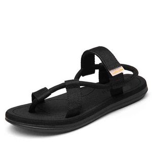 Men Slippers Velcro Sandals Women Outdoor Casual Fashion Joker Couples Personality Tide Beach Flip-Flops Men Sandals Shoes Men G220218