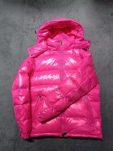 Fantastisk utformad Maya Lotus Root Pink Mens Down Jacket Classic Pure Color Matching 80s Iconic Sand Style4583144