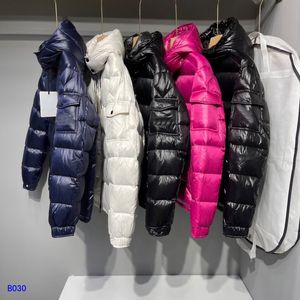 Nylon Perla al por mayor-2022 Pareja Down Chaqueta Fashion Mens Invierno Diseñador de abrigo para mujer Jacketas acolchadas