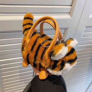 Einkaufstaschen Damen Schulter 2022 Plüsch Handtaschen Weibliche Shopper Geldbörsen Mode Lässig Niedliche Kleine Tiger Puppe Form Kette Crossbody 220304