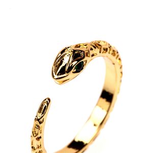 Klassisk Snygg Snake Shape Koppar Guldpläterad Finger Ringar CZ Smycken Whole for Women