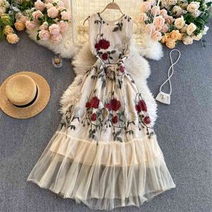 Women Fashion Round Neck Embroidered Flower Sleeveless High Waist Gauze A-line Dress Elegant Clothes Vestidos R361 210527