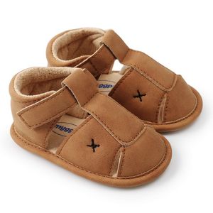 Pierwsze Walkers Letnie Oddychające Baby Boys Girls Dzieci Hollow Out Anti-Skid Casual Shoes Maluch The W