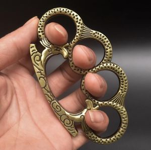 Ağırlık 115G Çinko Alaşım Knuckle Duster Dört Parmak Öz Savunma Aracı Spor Açık Güvenlik Savunma Cep EDC Araçları