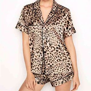 Letnie krótkie piżamy dla kobiet Leopard Print Sleepwear Piżamy Satin Silk Pjamas PJs 2 sztuka zestaw Loungewear Home Clothes Pijamas 210831