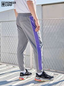 Ekran Baskılı Pantolon toptan satış-Pioneer Camp Şerit Ekran Baskı Erkek Sweatpants Streetwear erkek Elastik Bel Parçası Pantolon Kuvvet Jogger Pantolon Erkekler Için G1214