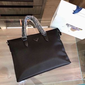 Handbag inner patch Business soft handle zipper black solid sewing sling single men's bag clearance sale