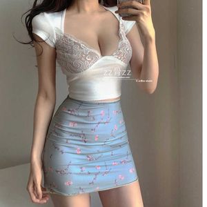 WOMENGAGA Summer Lace French Korea Small Floral Mesh Slim Hip Thin High Waist Mini Skirt Skirts Sexy Korean Women 5DVU 210603